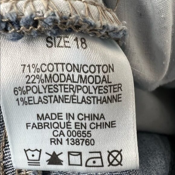 Pennington’s DC Embroidered High Rise Skinny Jeans Size 18 - Picture 10 of 11